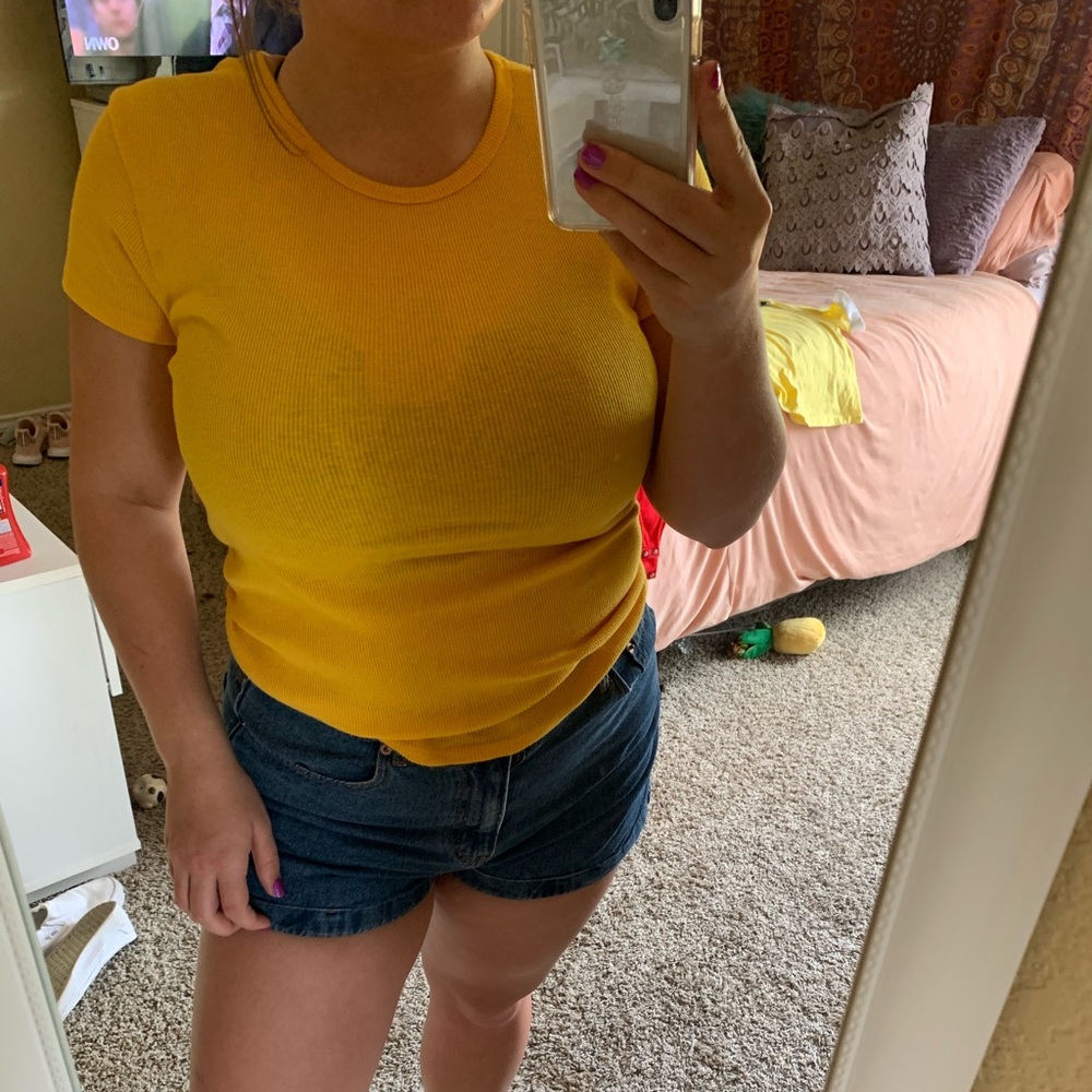 Yellow top